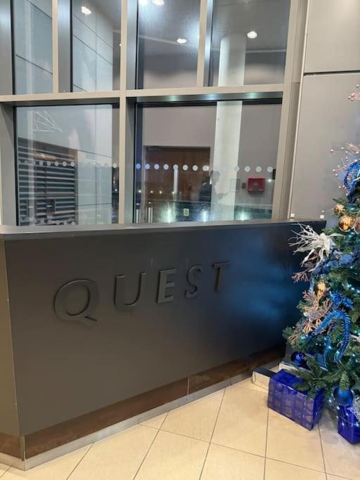 Mediacity Studio Apartment Salford-Quays Манчестър Екстериор снимка